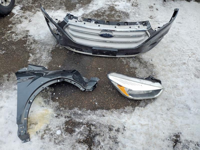 Фото 13 - FORD ESCAPE