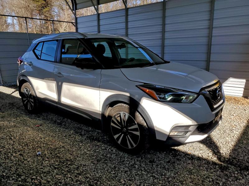 NISSAN KICKS 2018 VIN 3N1CP5CUXJL500680