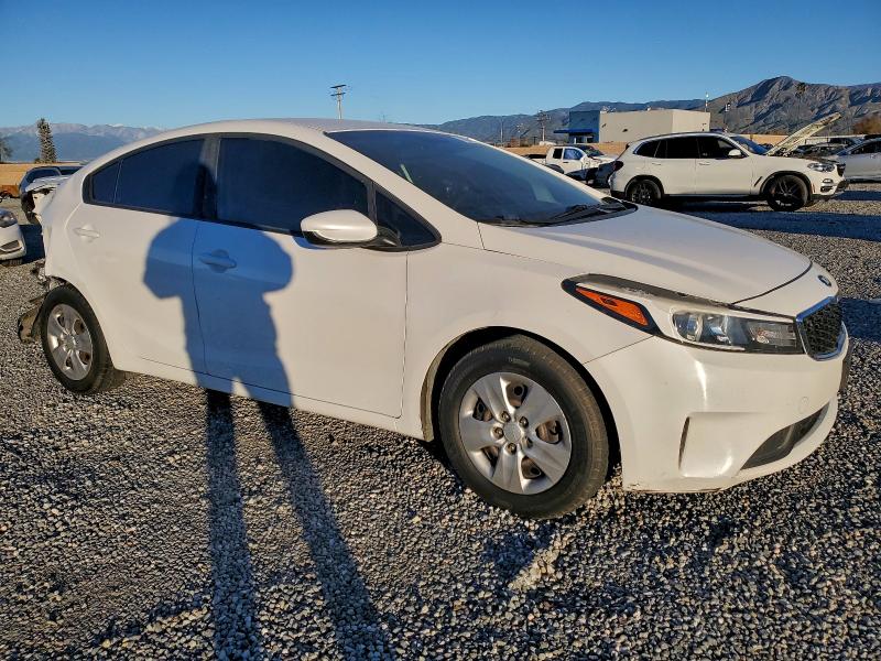 Фото 4 - KIA FORTE