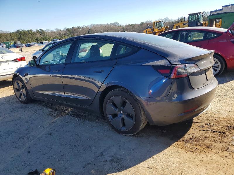 Фото 2 - TESLA MODEL 3