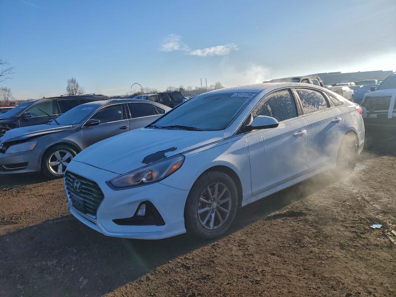Фото 1 - HYUNDAI SONATA