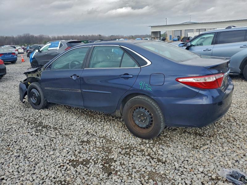 Фото 2 - TOYOTA CAMRY