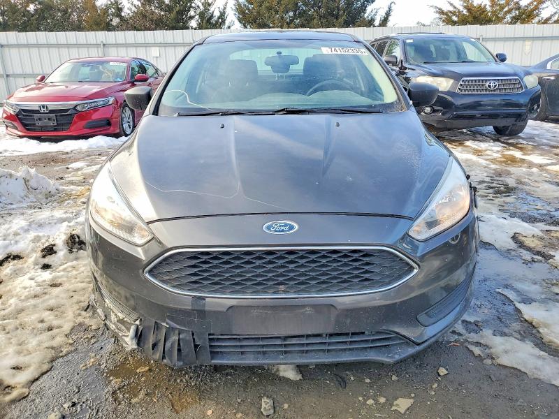 Фото 5 - FORD FOCUS