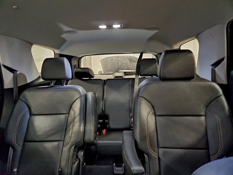 Фото 10 - CHEVROLET TRAVERSE