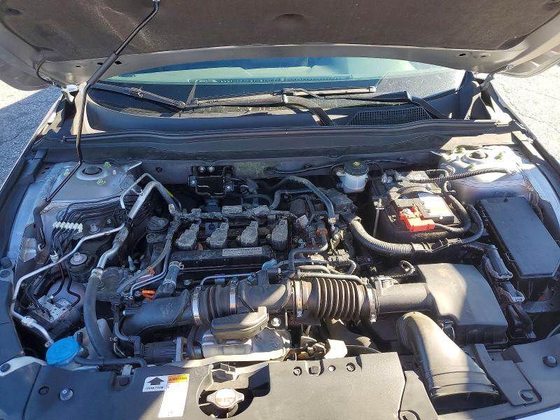 Фото 11 - HONDA ACCORD