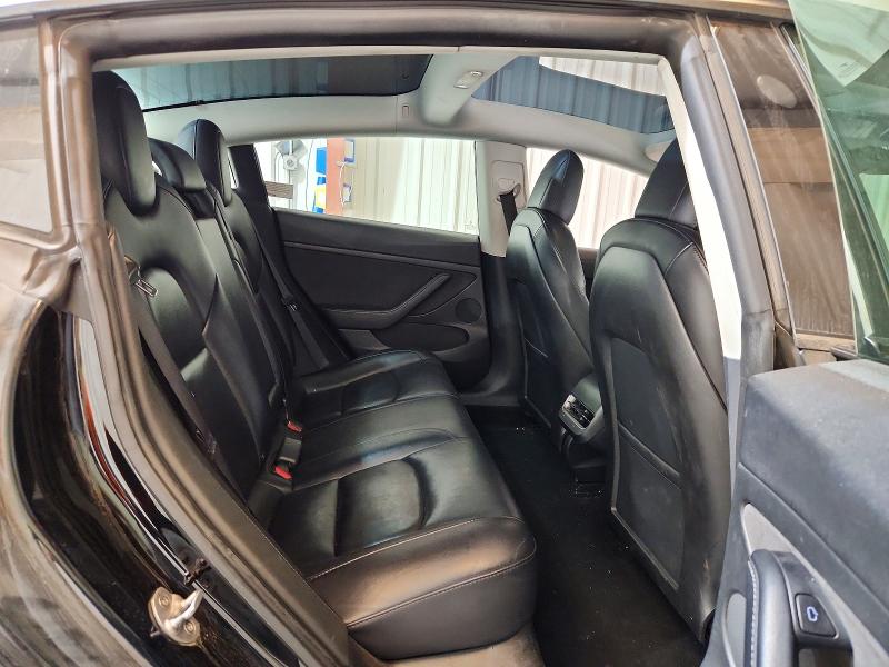 Фото 10 - TESLA MODEL 3