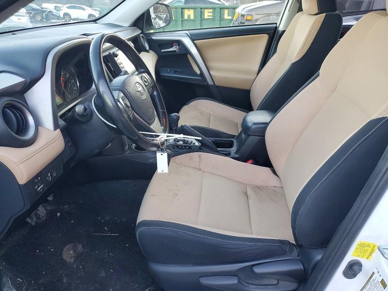 Фото 7 - TOYOTA RAV4