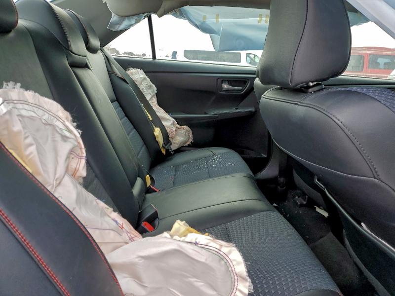 Фото 10 - TOYOTA CAMRY