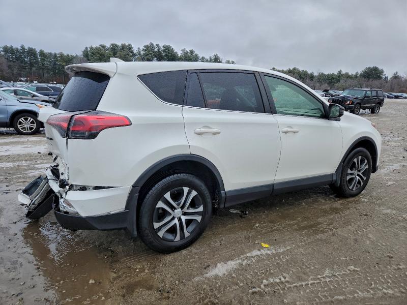 Фото 3 - TOYOTA RAV4