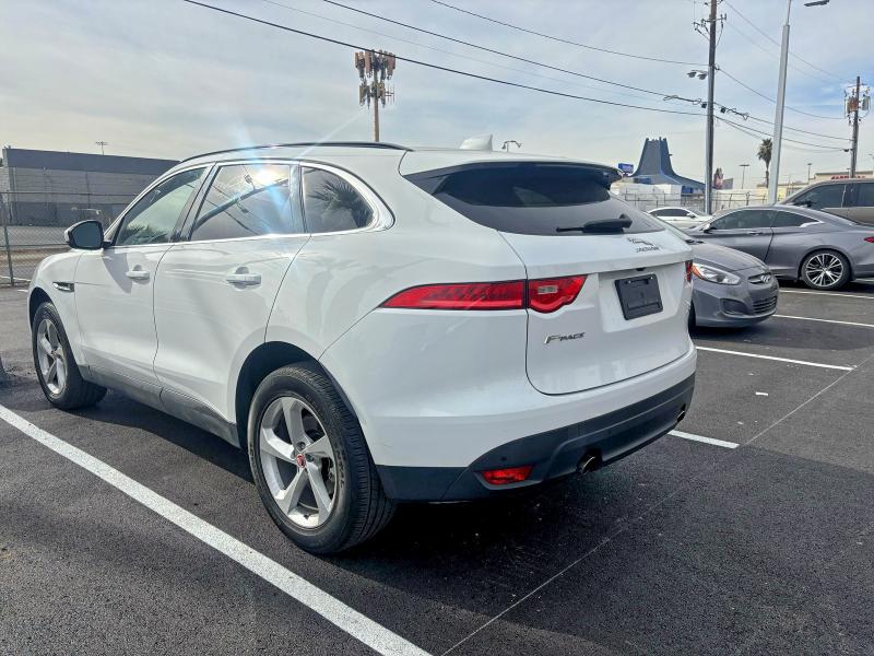 Фото 3 - JAGUAR F-PACE