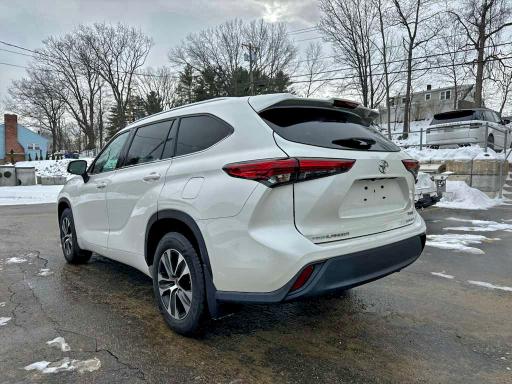 Фото 2 - TOYOTA HIGHLANDER