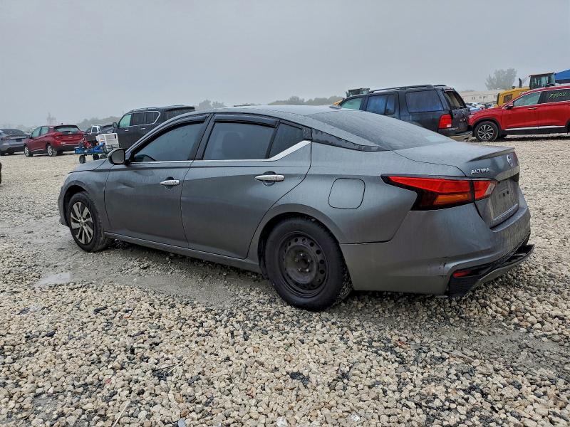 Фото 2 - NISSAN ALTIMA