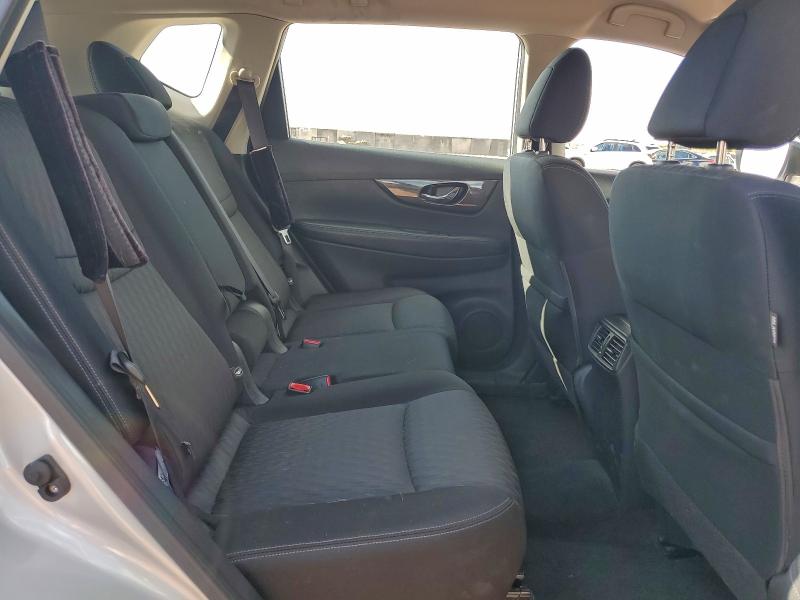 Фото 10 - NISSAN ROGUE