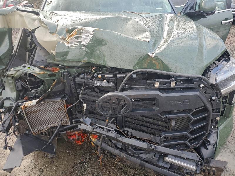 Фото 11 - TOYOTA TUNDRA