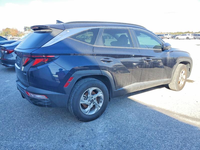 Фото 3 - HYUNDAI TUCSON