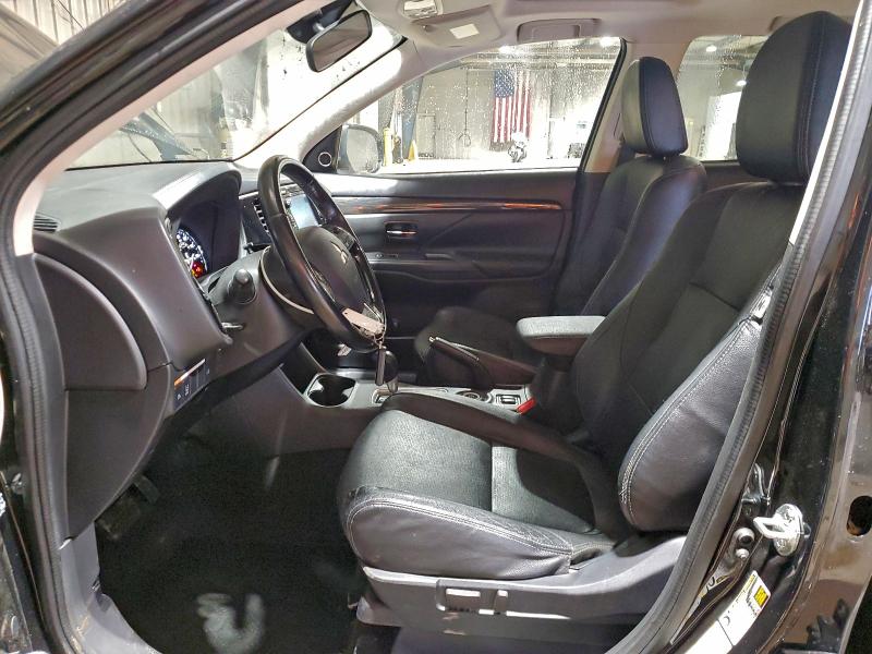 Фото 7 - MITSUBISHI OUTLANDER