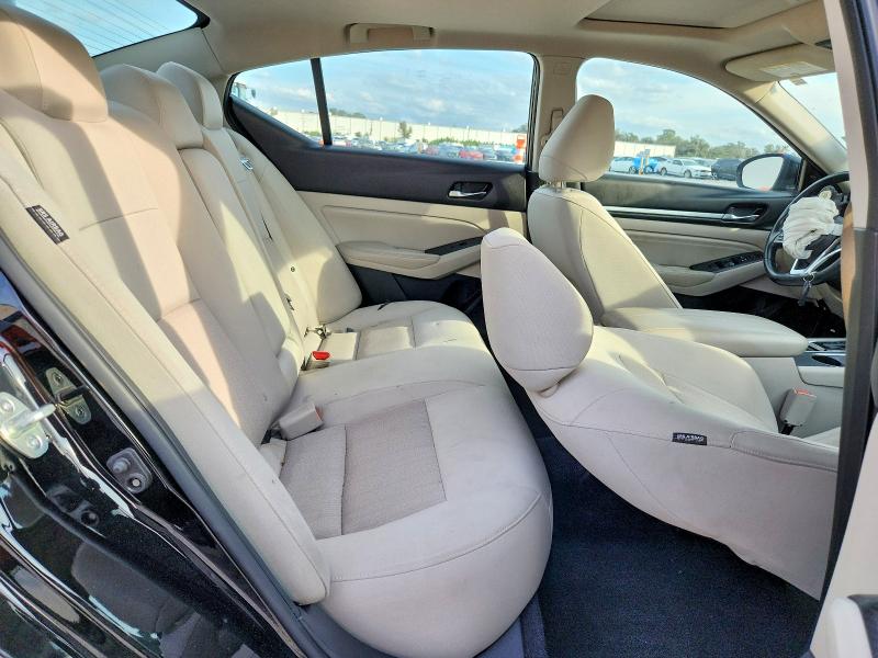 Фото 10 - NISSAN ALTIMA