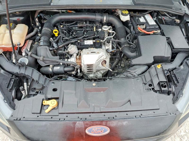 Фото 11 - FORD FOCUS