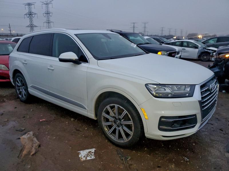 Фото 4 - AUDI Q7