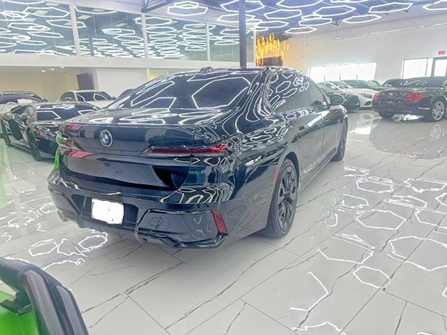 Фото 4 - BMW 7 SERIES