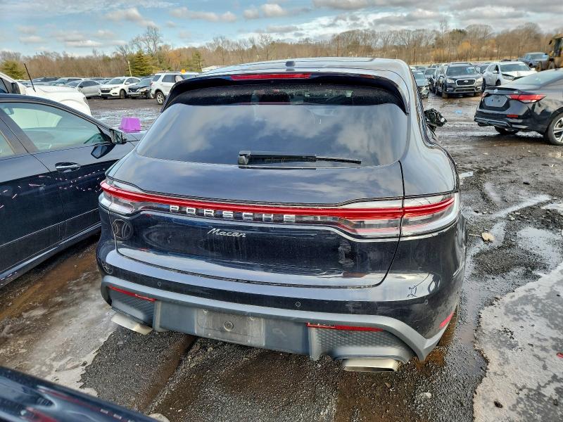 PORSCHE MACAN BASE 2023 VIN WP1AA2A52PLB03452
