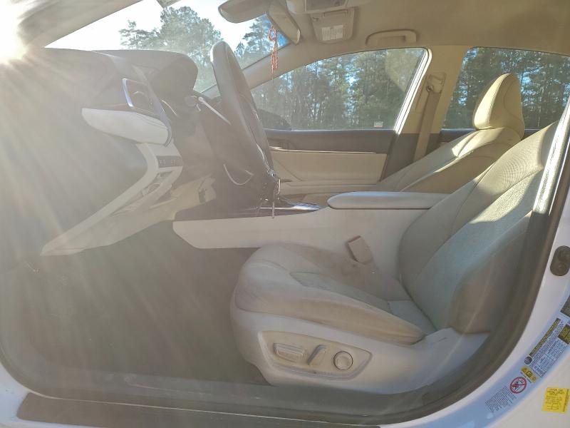 Фото 7 - TOYOTA CAMRY