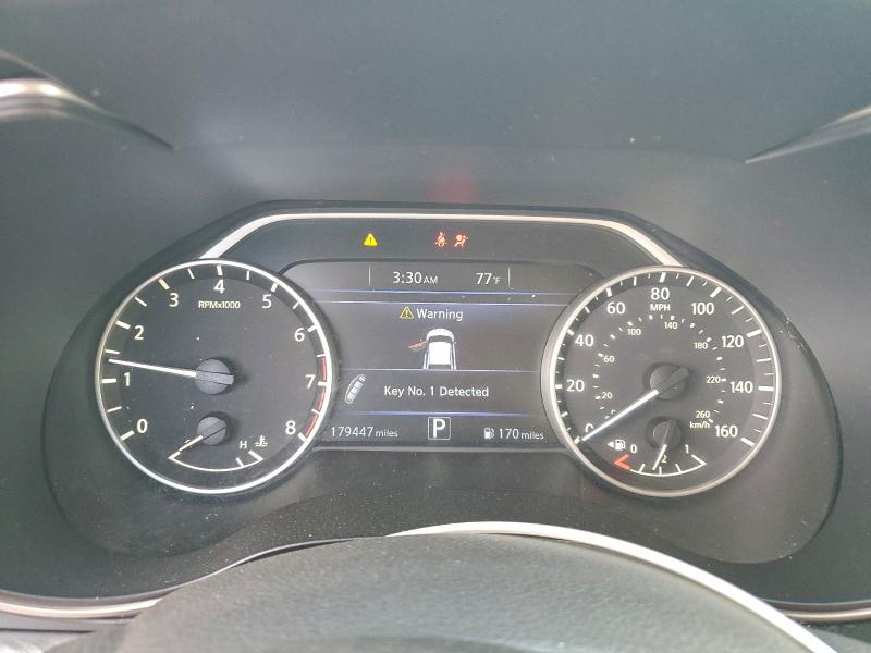 Фото 9 - NISSAN MAXIMA