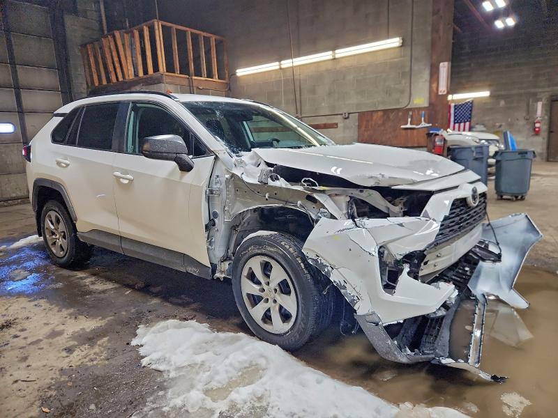 Фото 4 - TOYOTA RAV4