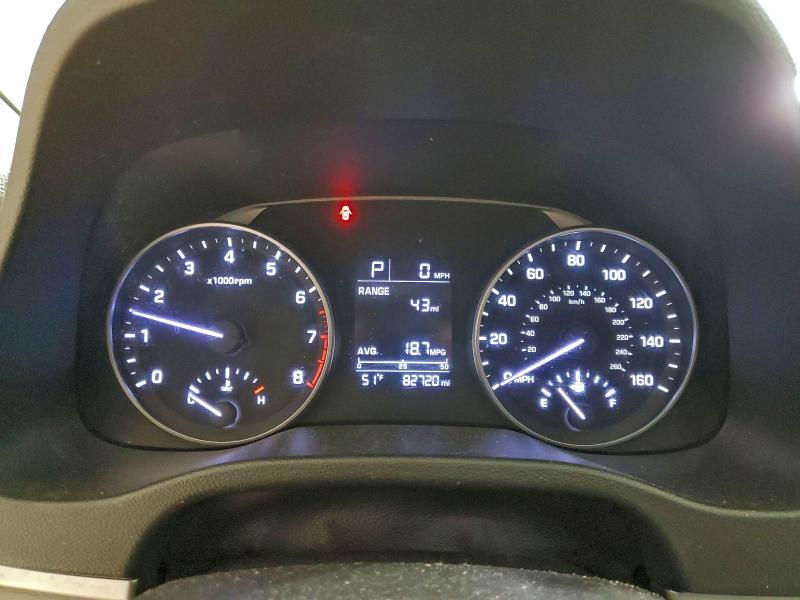 Фото 9 - HYUNDAI ELANTRA