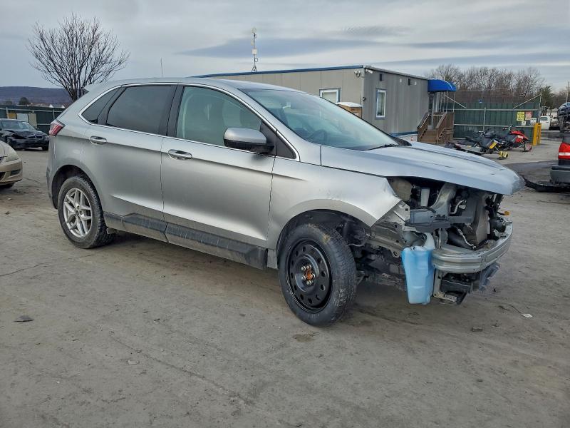 Фото 4 - FORD EDGE