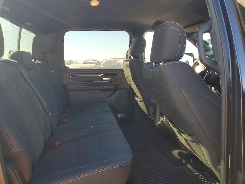 Фото 10 - RAM 1500