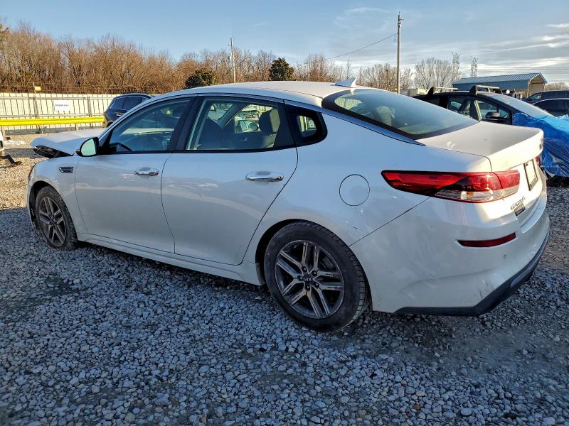 Фото 2 - KIA OPTIMA