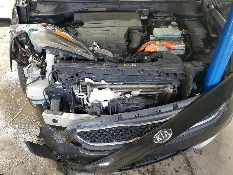 Фото 12 - KIA NIRO