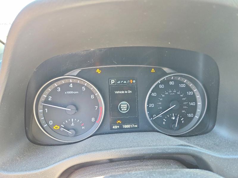 Фото 9 - HYUNDAI ELANTRA