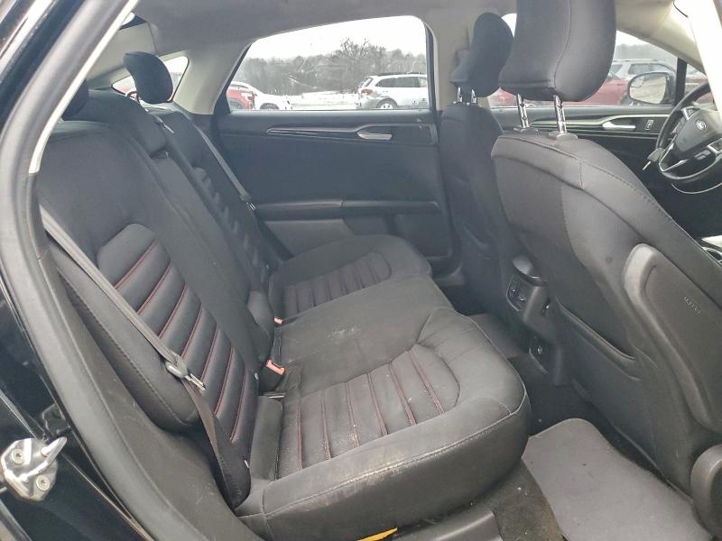 Фото 10 - FORD FUSION