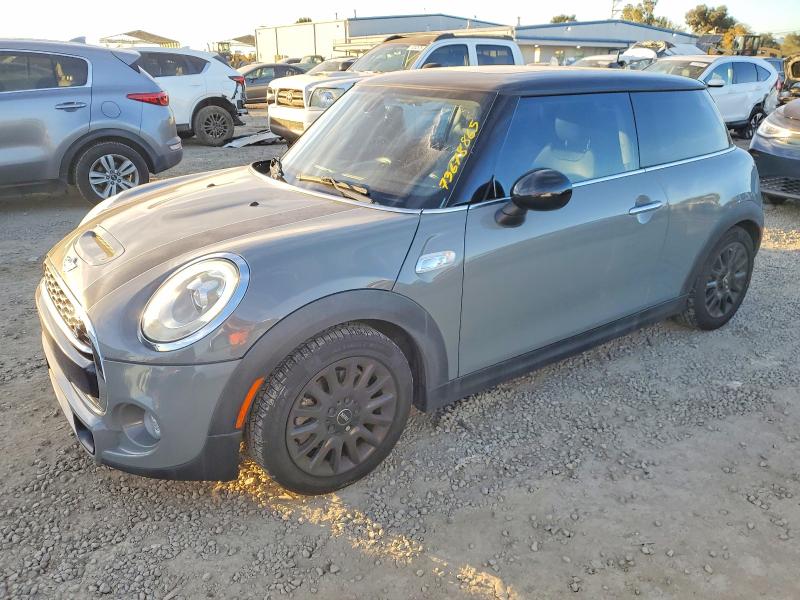 Фото 1 - MINI COOPER