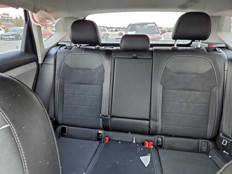 Фото 10 - VOLKSWAGEN TAOS SE