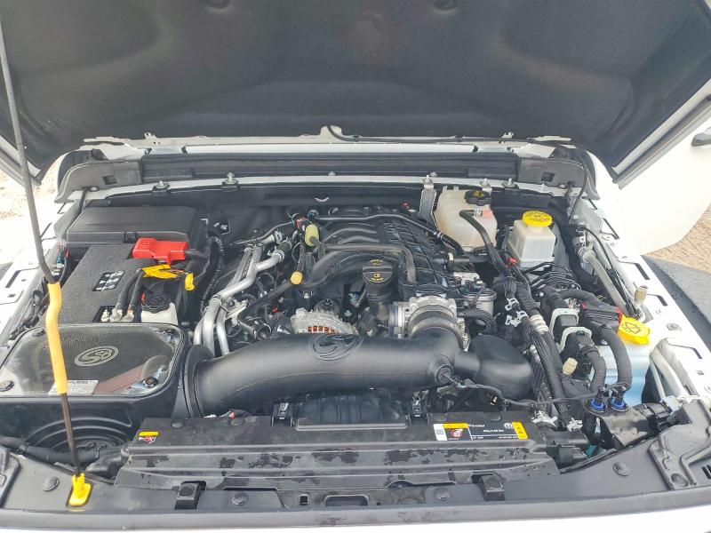 Фото 11 - JEEP GLADIATOR