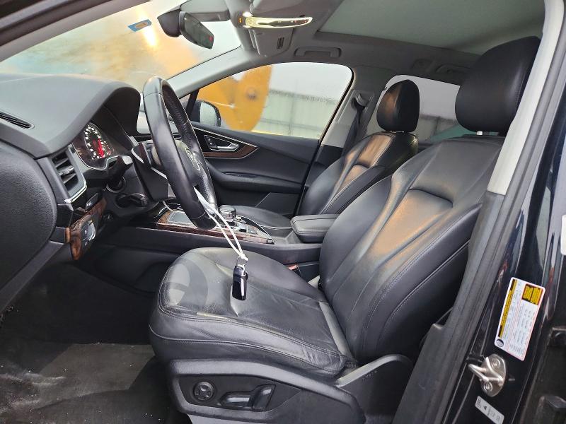 Фото 7 - AUDI Q7