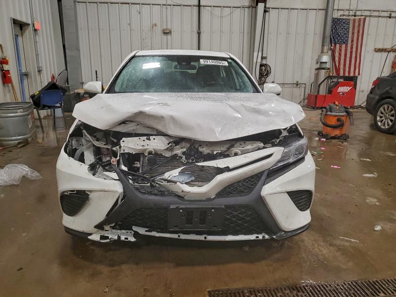 Фото 5 - TOYOTA CAMRY