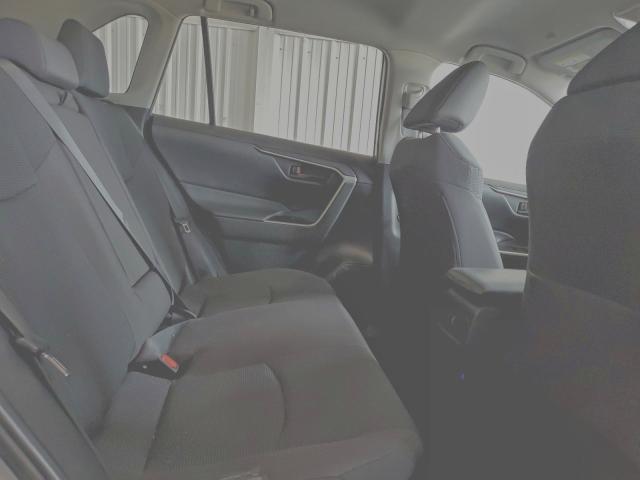 Фото 11 - TOYOTA RAV4