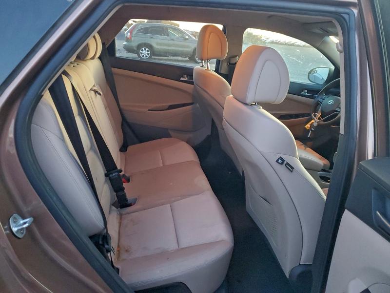 Фото 11 - HYUNDAI TUCSON