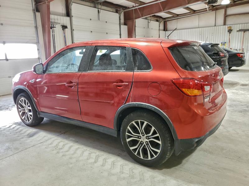 Фото 2 - MITSUBISHI OUTLANDER