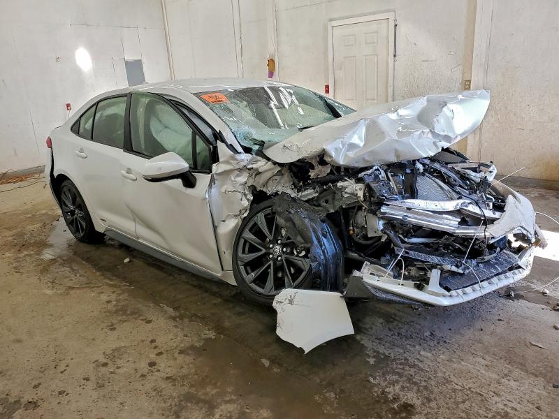 Фото 4 - TOYOTA COROLLA