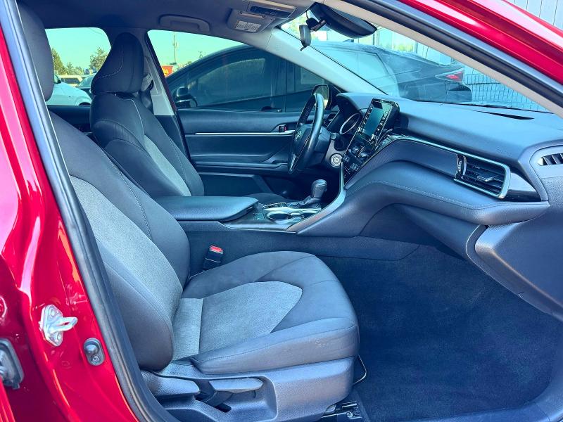 Фото 5 - TOYOTA CAMRY