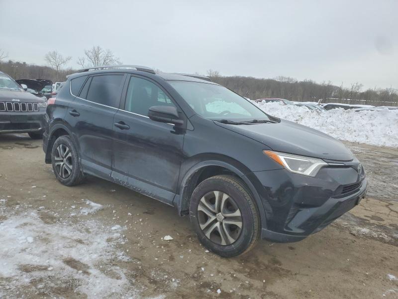 Фото 4 - TOYOTA RAV4