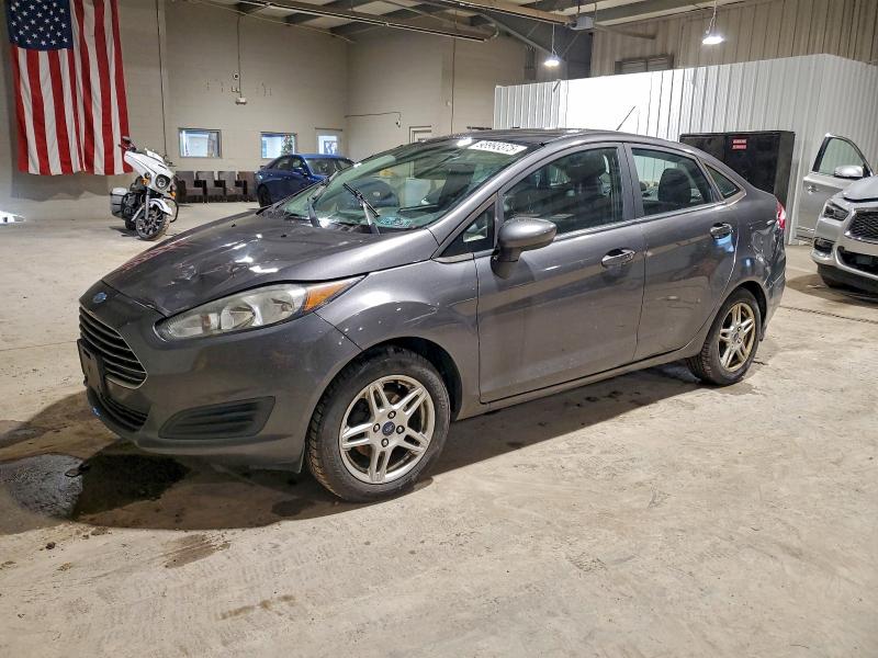 Фото 1 - FORD FIESTA