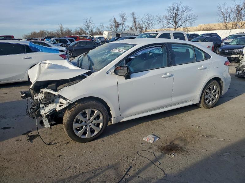 Фото 1 - TOYOTA COROLLA