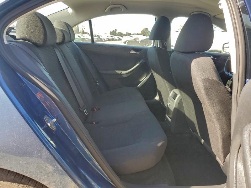 Фото 10 - VOLKSWAGEN JETTA