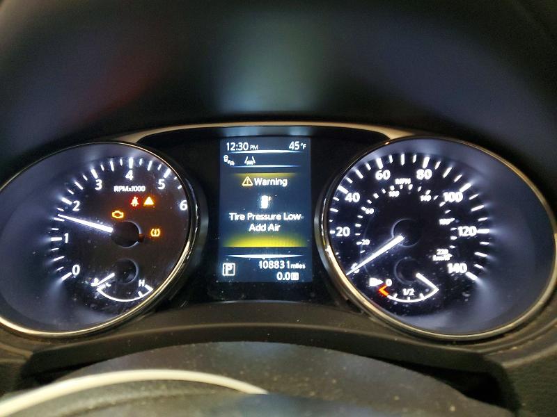 Фото 9 - NISSAN ROGUE